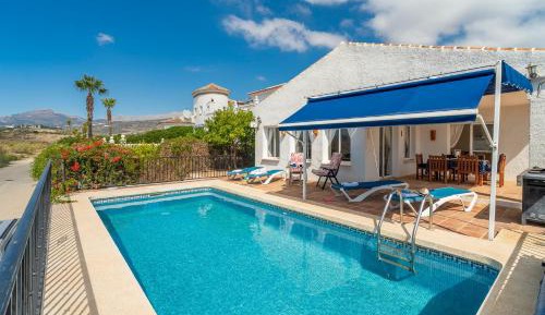 Villa with Garden View