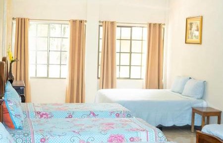 8-Bed Mixed Dormitory Room