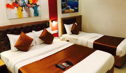 Deluxe Triple Room