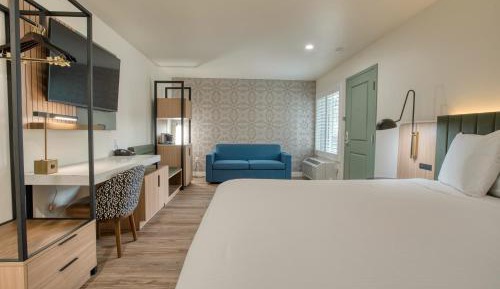 Superior King Room