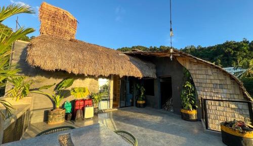Three Bedroom Villa with Pool