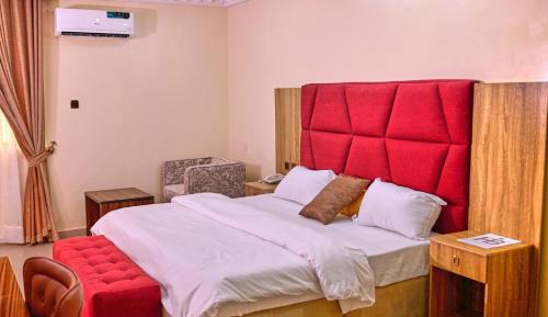 Standard Suite