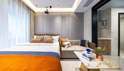 Studio Apartment