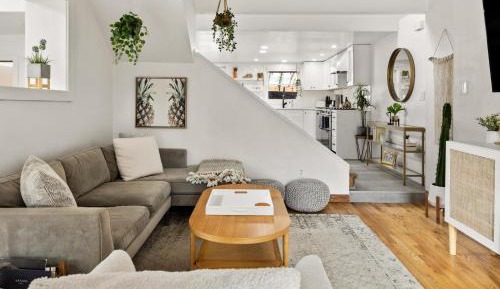 Four-Bedroom Holiday Home