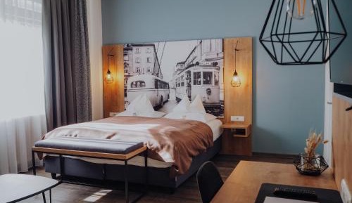 Medium Room