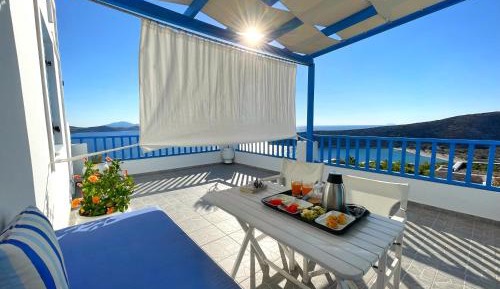 Double Room with Balcony and Sea View