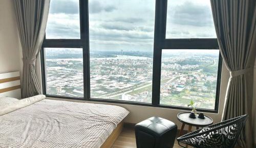 Superior One-Bedroom Apartment