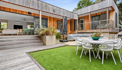 Four-Bedroom Holiday Home