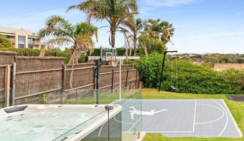 Four-Bedroom Holiday Home