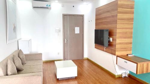 Two-Bedroom Apartment with Partial Ocean View