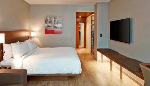King Room with Sofa Bed