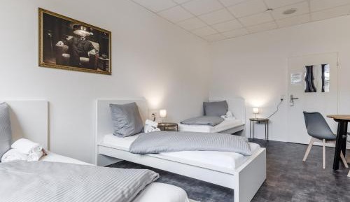 Quadruple Room with Shared Bathroom