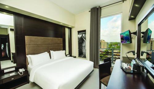 Deluxe Double Room with Early Check-in from 11 AM & Late Check-out until 2 PM (On Availability)