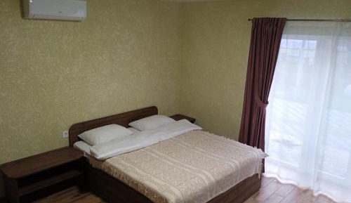 Deluxe Double Studio