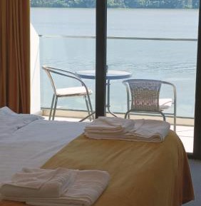 Double Room with Lake View and Balcony