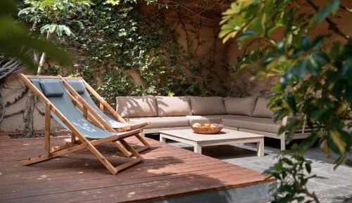 Two-Bedroom Apartment with Garden