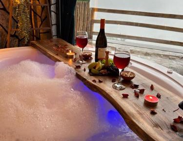 Deluxe Double Room with Bath