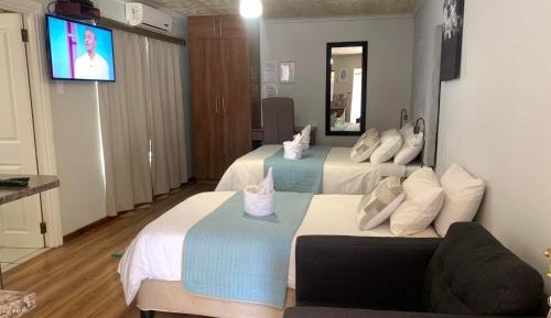 Luxury Triple Room