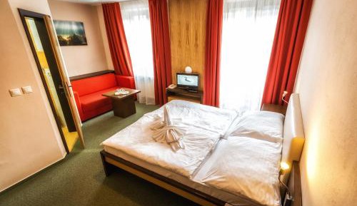 Small Double Room