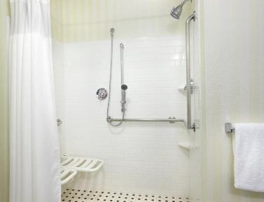 King Room - Hearing Accessible