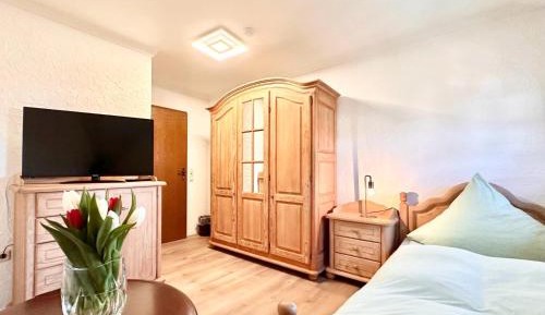 Single Room with Private Bathroom