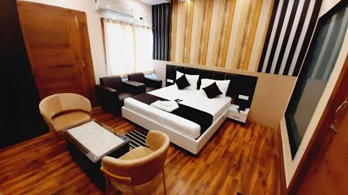 Double Room with Balcony