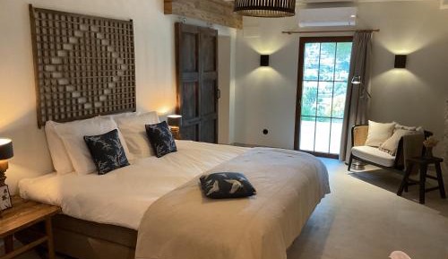Deluxe Double Room with Bath