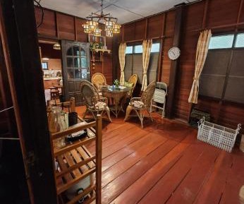 Family Room with Mountain View