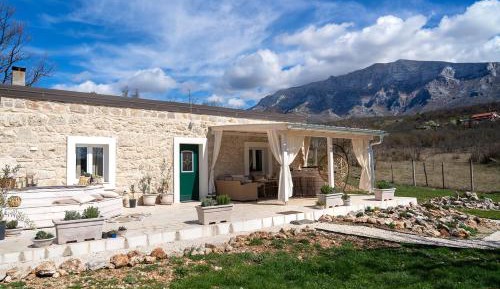 One-Bedroom Villa