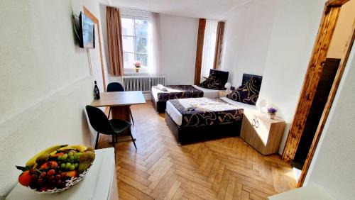Deluxe Double Room with Shower