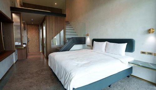 Premium Quadruple Room