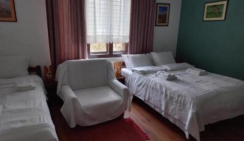 Triple Room with Garden View