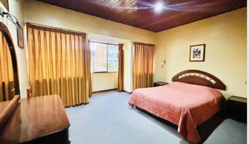 Single Room with Private Bathroom