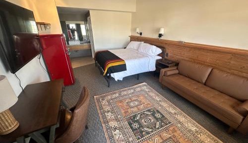 Superior Queen Room