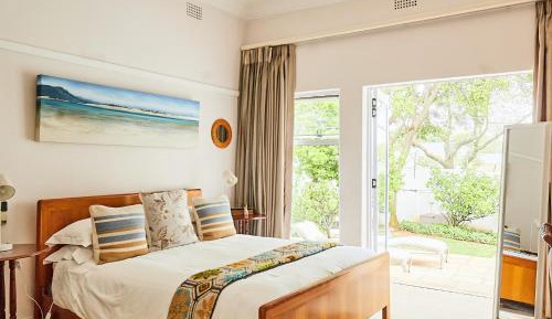 Deluxe Queen Suite