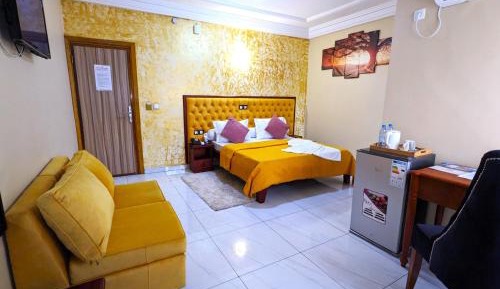 Large Double Room
