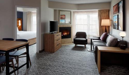 Two-Bedroom Suite