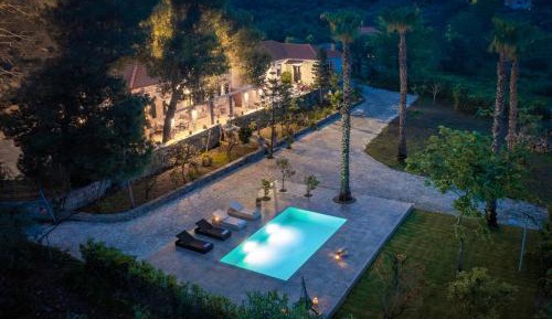 One-Bedroom Villa