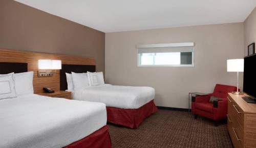Deluxe Two-Bedroom Suite