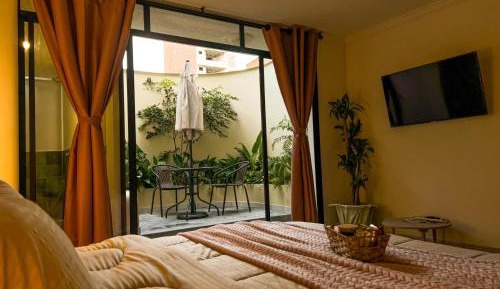 One-Bedroom Apartment