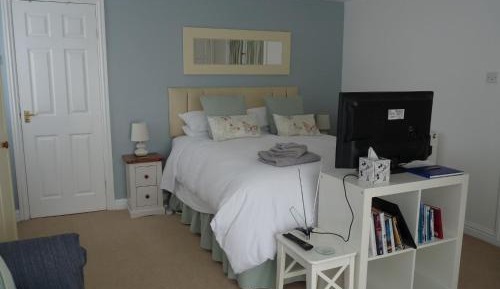 Deluxe Double Room with Shower