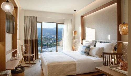 Deluxe Room with Sea View