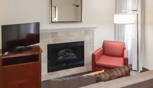2 Bedroom Penthouse Suite, Fireplace, Balcony