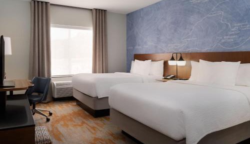 2 Queen Guest Room