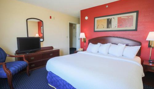 King Room with Spa Bath