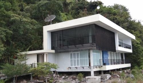 Villa with Sea View