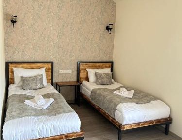 Twin Room with Bathroom