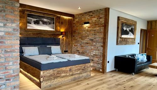 Deluxe Double Room with Bath