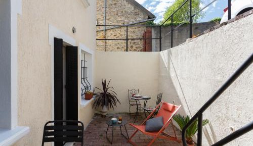 Apartment with Terrace