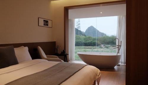 Double Room with Mountain View